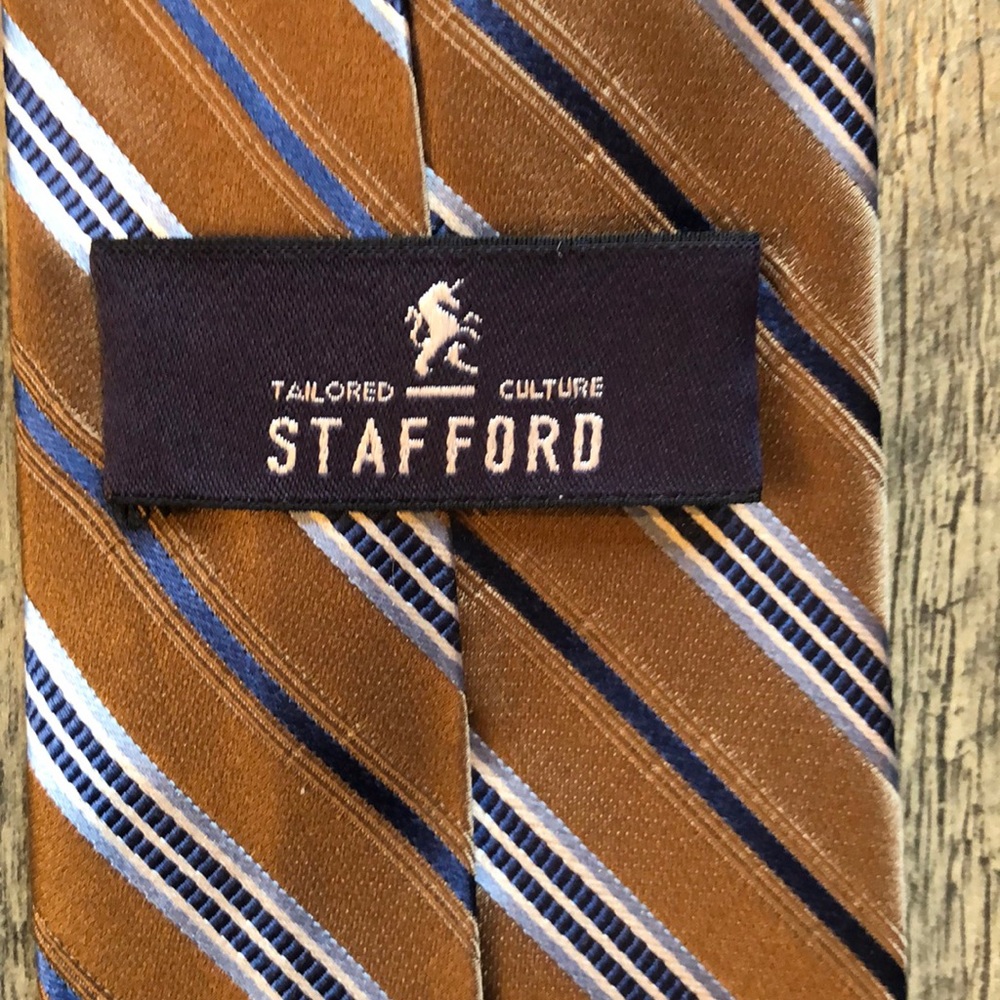 Tie - Picture 3 of 3
